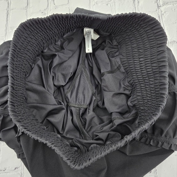 The Bubble Lifestyle “Prince” Black Ruffled Tennis / Golf Skirt Medium - Picture 8 of 11
